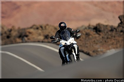 ducati_multistrada_2010_004.jpg