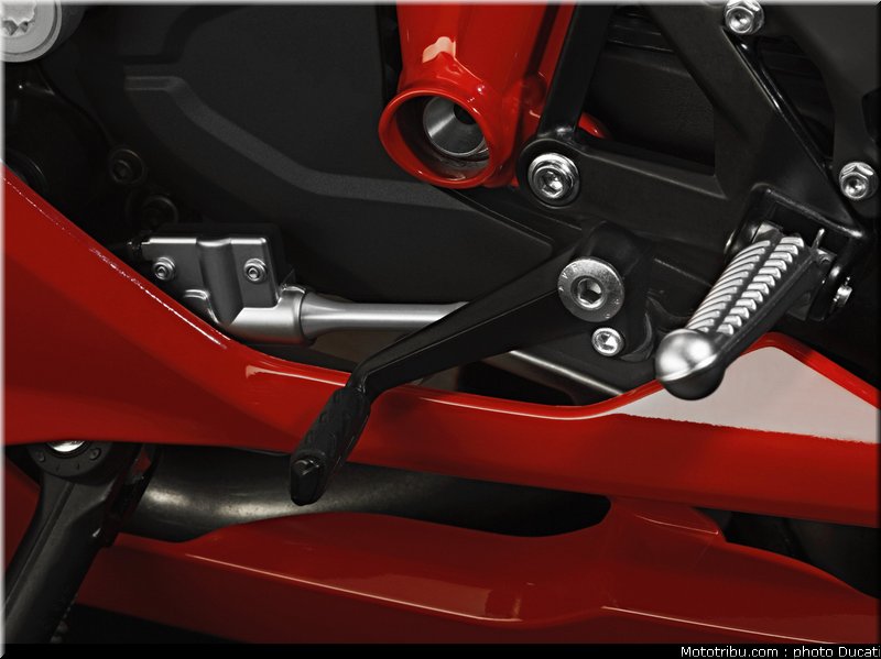 ducati_1198_sp_2011_08