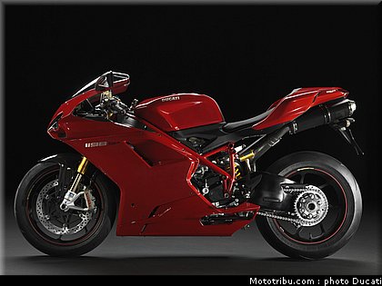 ducati_1198_sp_2011_06.jpg