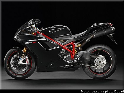 ducati_1198_sp_2011_11.jpg