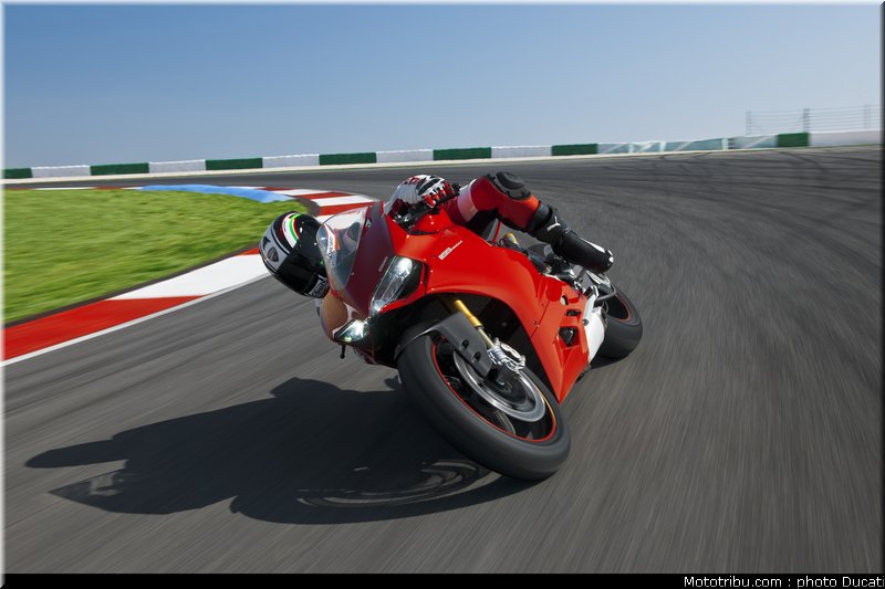 ducati_1199_panigale_006_2012