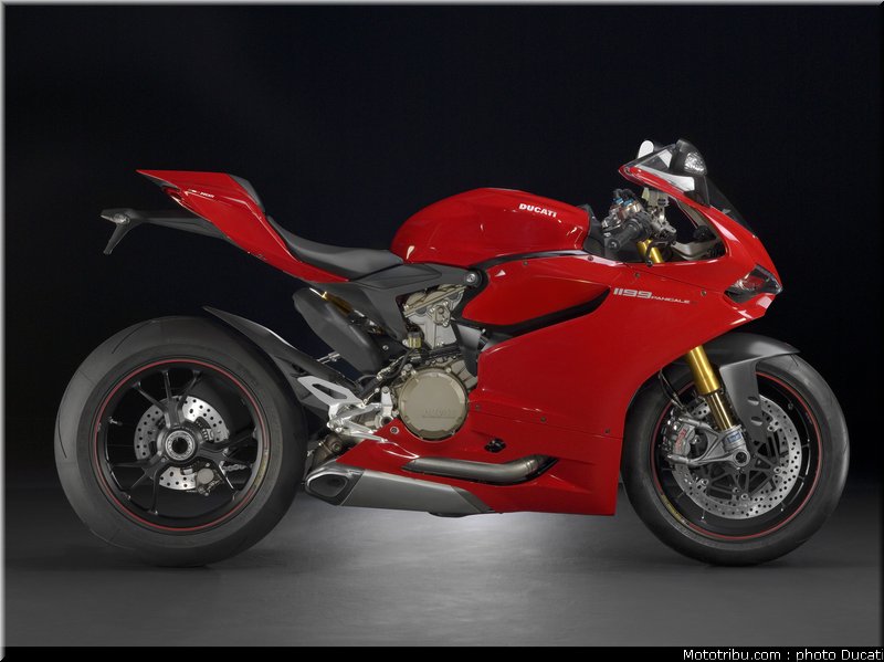 ducati_1199_panigale_014_2012