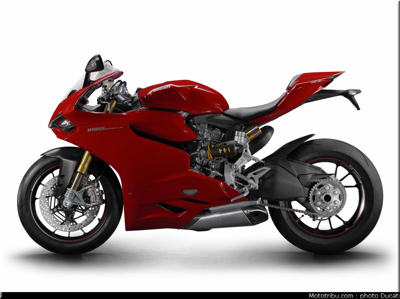 ducati_1199_panigale_017_2012