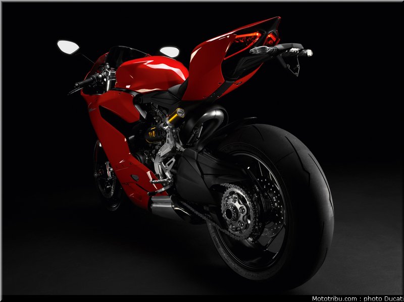 ducati_1199_panigale_018_2012