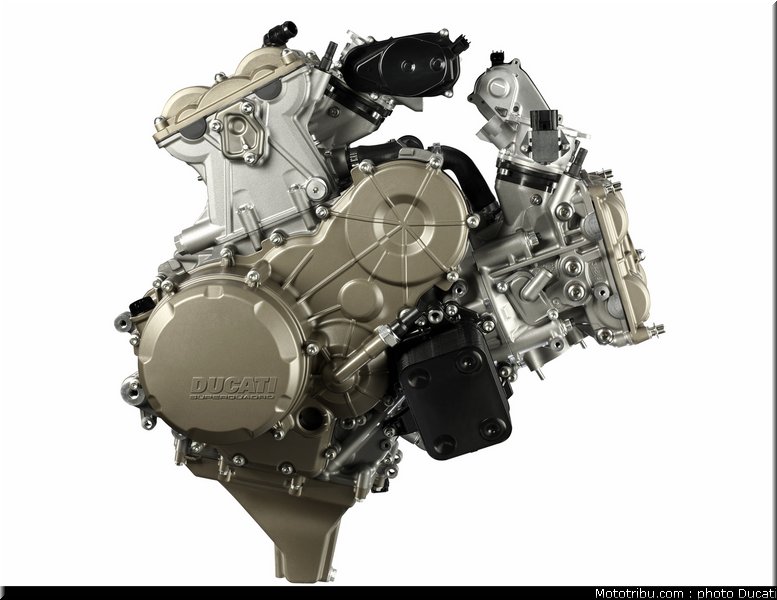 ducati_1199_panigale_030_2012