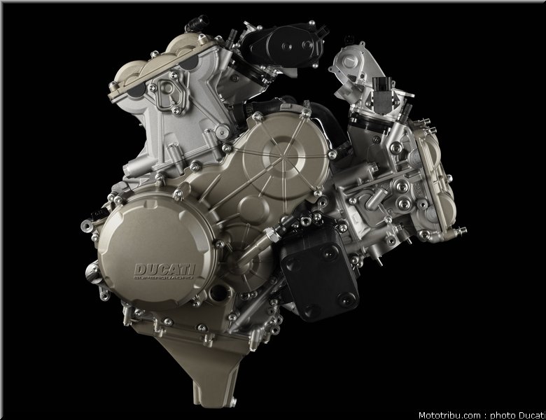 ducati_1199_panigale_034_2012