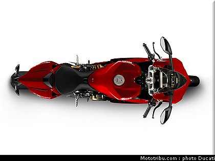 ducati_1199_panigale_021_2012.jpg