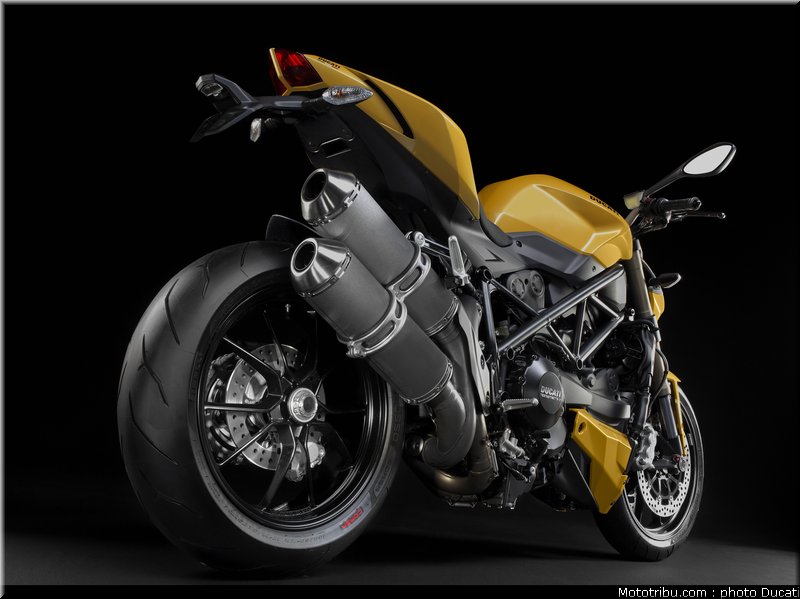 ducati_848_streetfighter_2012_3