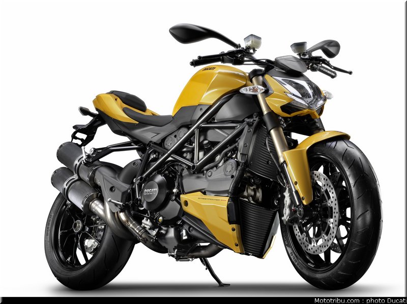 ducati_848_streetfighter_2012_4
