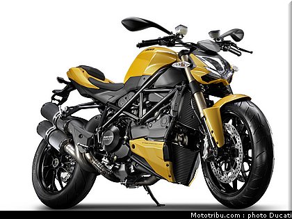 ducati_848_streetfighter_2012_4.jpg
