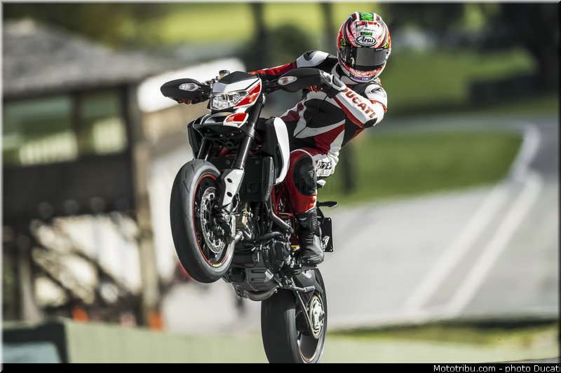 0001_ducati_2013_hypermotard_hayden_001