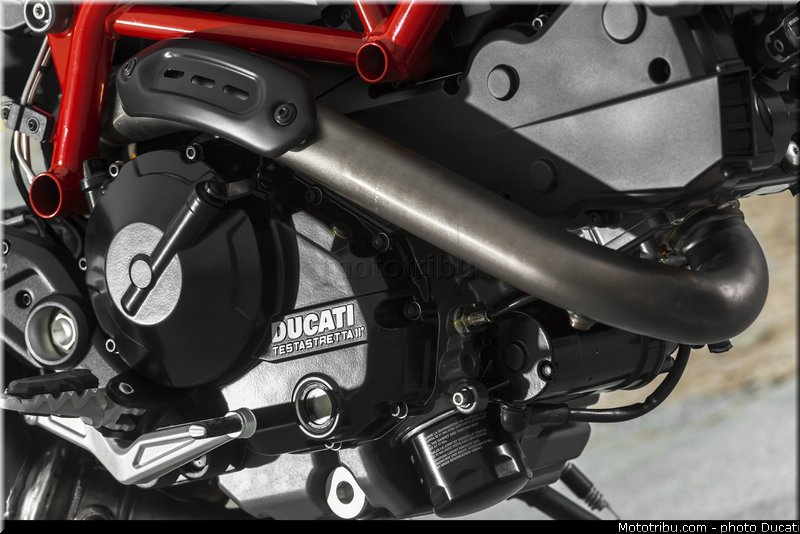 0117_ducati_2013_hypermotard_detail_017