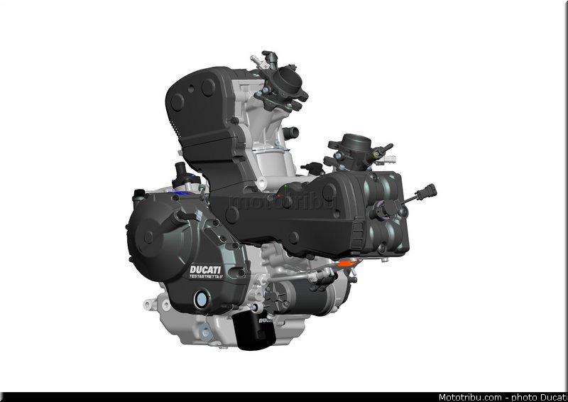 0138_ducati_2013_hypermotard_cao_005