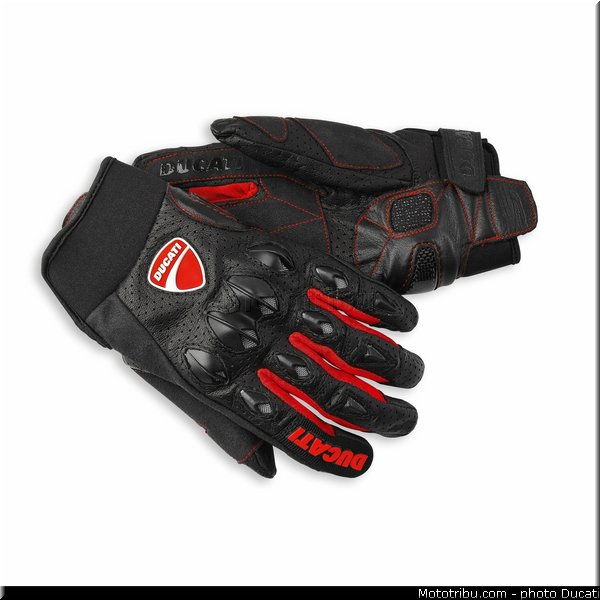 0199_ducati_2013_hypermotard_equipement_003