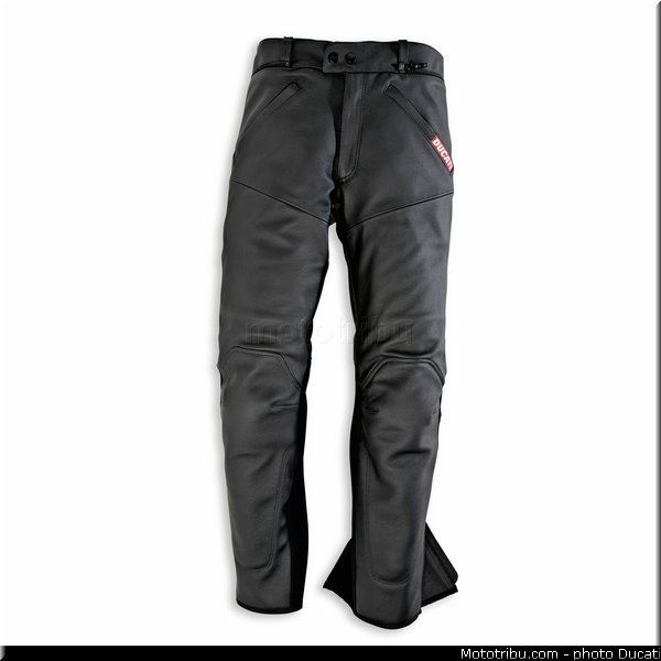 0203_ducati_2013_hypermotard_equipement_007