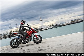 0055_ducati_2013_hypermotard_action_055.jpg