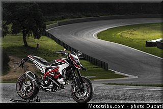 0069_ducati_2013_hypermotard_statique_009.jpg