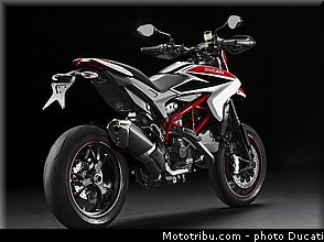 0083_ducati_2013_hypermotard_statique_023.jpg