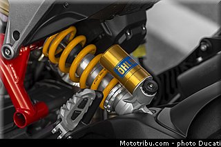 0103_ducati_2013_hypermotard_detail_003.jpg