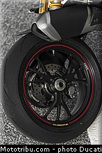 0125_ducati_2013_hypermotard_detail_025.jpg