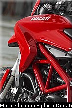 0132_ducati_2013_hypermotard_detail_032.jpg