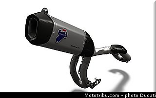0143_ducati_2013_hypermotard_cao_010.jpg