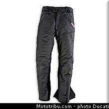 0203_ducati_2013_hypermotard_equipement_007.jpg
