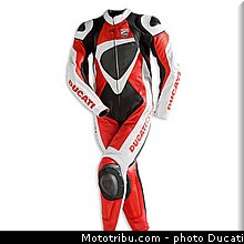 0214_ducati_2013_hypermotard_equipement_018.jpg
