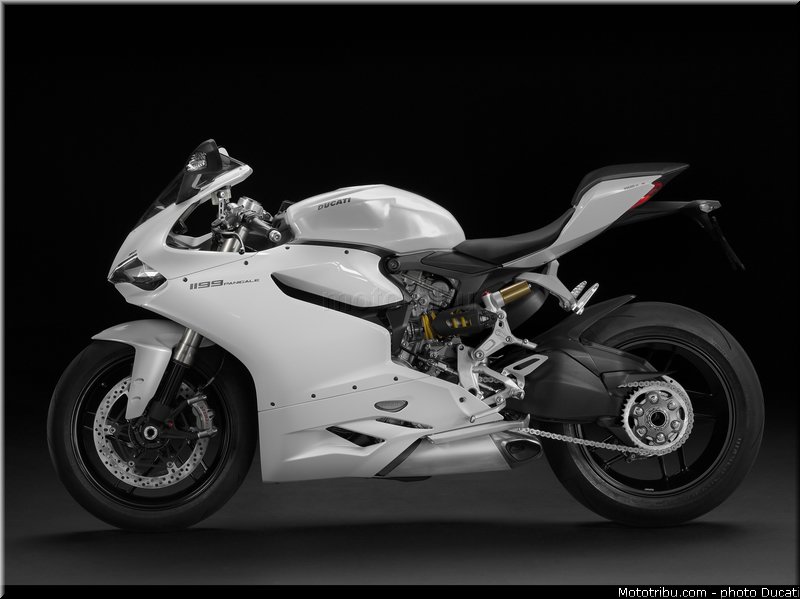 ducati_2013_panigale_1199_004