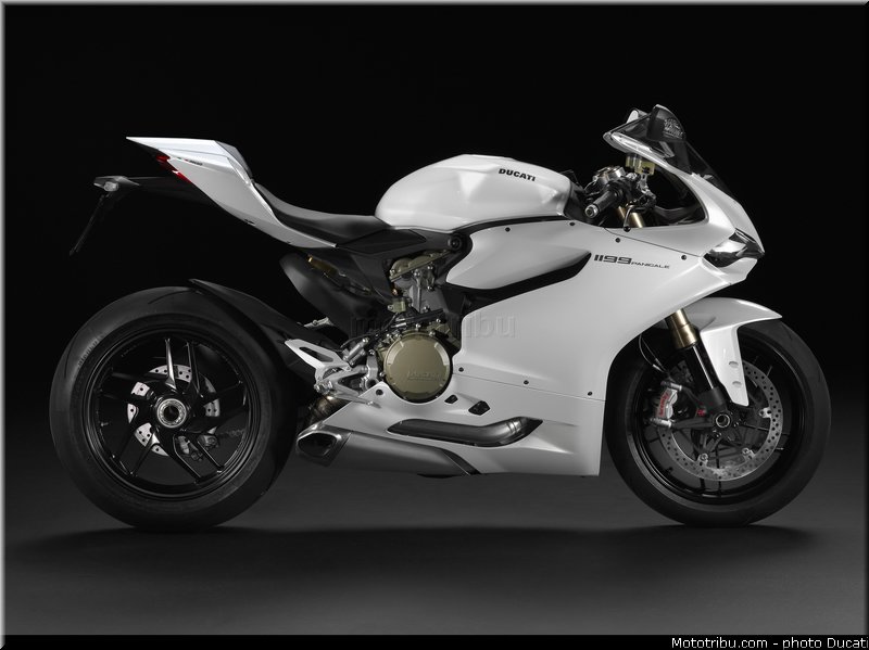 ducati_2013_panigale_1199_006