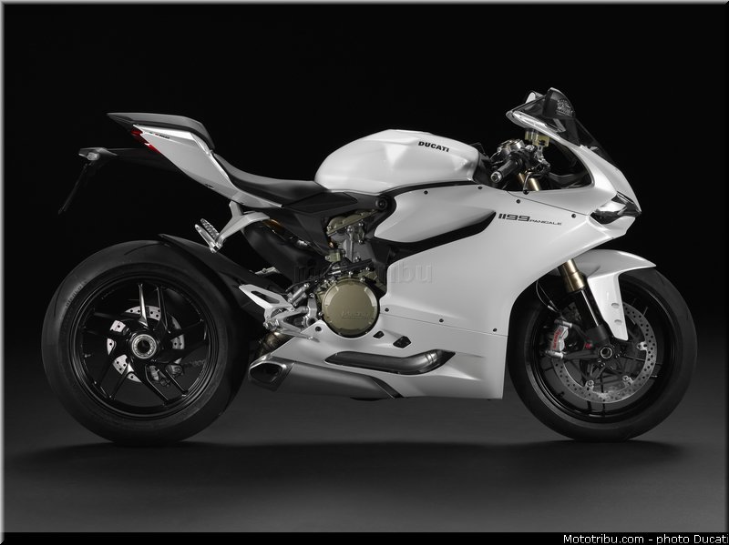 ducati_2013_panigale_1199_007