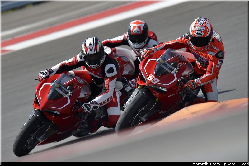 ducati_2013_panigale_1199_r_0016