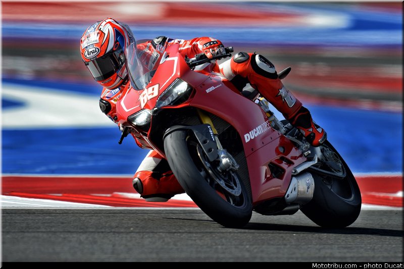 ducati_2013_panigale_1199_r_0018