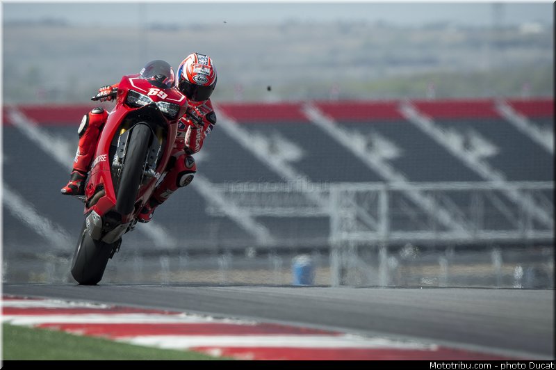 ducati_2013_panigale_1199_r_0026