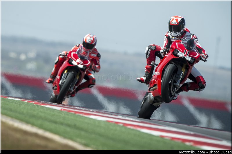ducati_2013_panigale_1199_r_0027