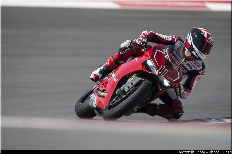 ducati_2013_panigale_1199_r_0032