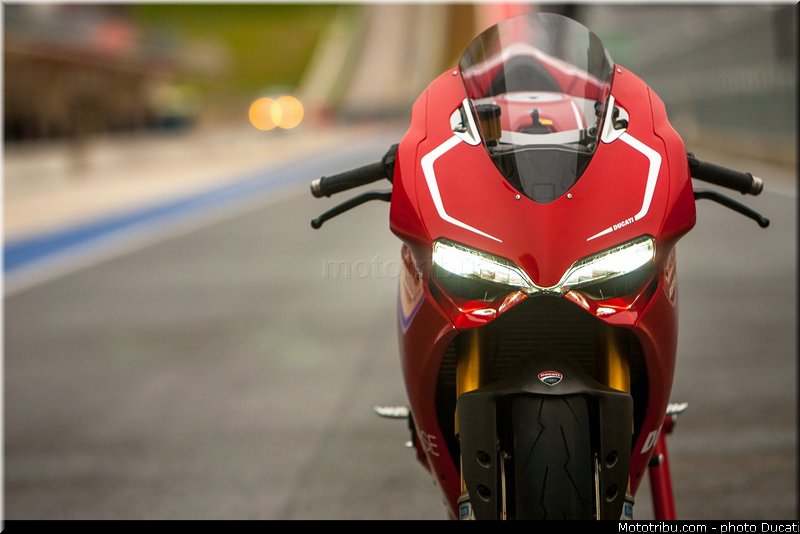 ducati_2013_panigale_1199_r_0054
