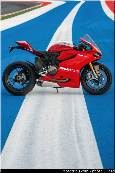 ducati_2013_panigale_1199_r_0056
