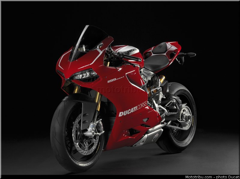 ducati_2013_panigale_1199_r_0064