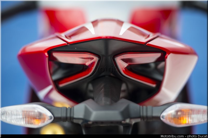 ducati_2013_panigale_1199_r_0073