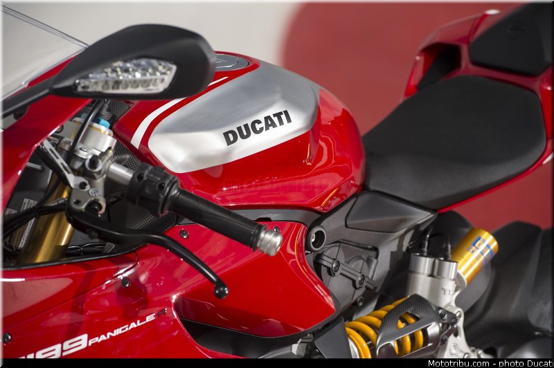 ducati_2013_panigale_1199_r_0077