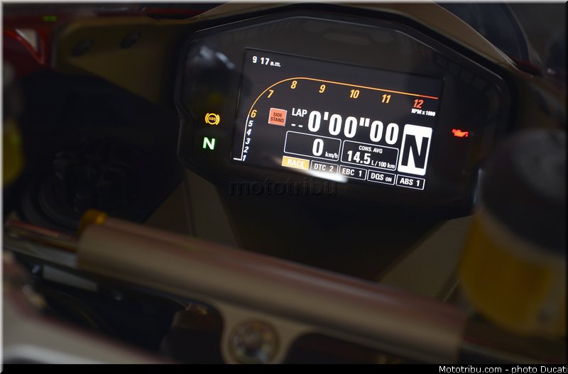 ducati_2013_panigale_1199_r_0110