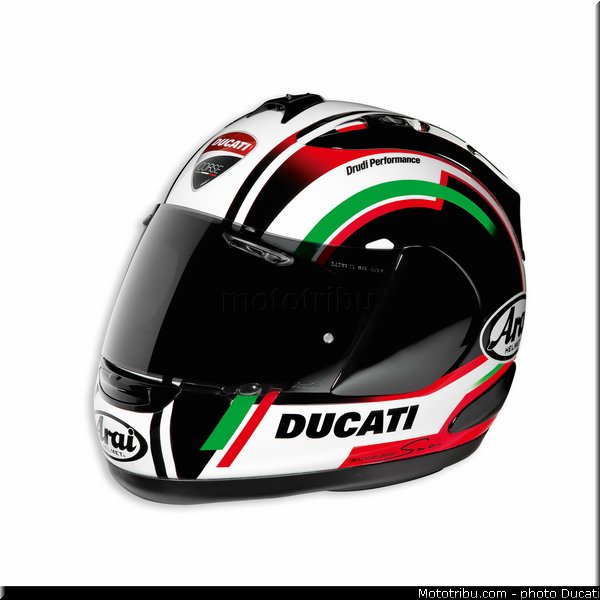 ducati_2013_panigale_1199_r_0132