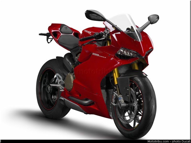 ducati_2013_panigale_1199_s_018