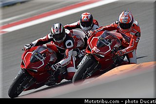 ducati_2013_panigale_1199_r_0016.jpg