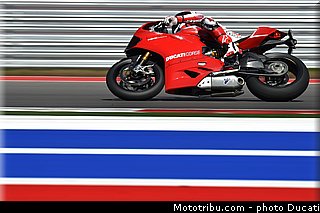 ducati_2013_panigale_1199_r_0035.jpg