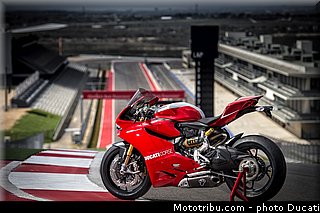 ducati_2013_panigale_1199_r_0044.jpg