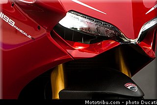 ducati_2013_panigale_1199_r_0067.jpg