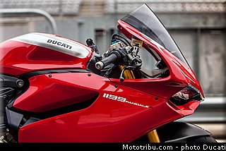 ducati_2013_panigale_1199_r_0069.jpg