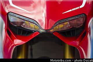 ducati_2013_panigale_1199_r_0072.jpg